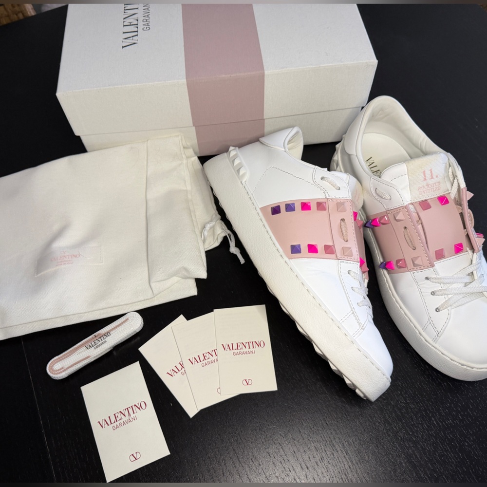 Valentino Garavani Rockstud Untitled Women Sneakers Size 38.5